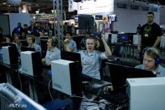 Spirit新指挥带来战术变革，从激进转向更加均衡